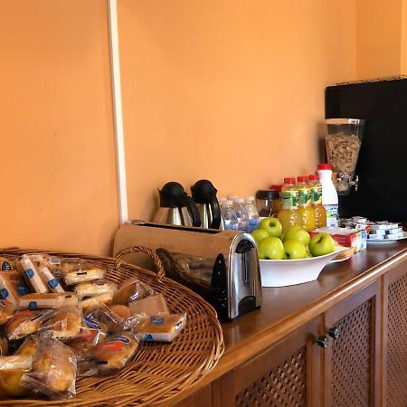 Monzón de Campos Hotel Hosteria De Monzon מראה חיצוני תמונה
